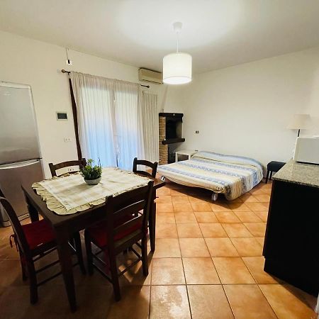 Borgo Del Nibbio Apartment Porto Levante ภายนอก รูปภาพ